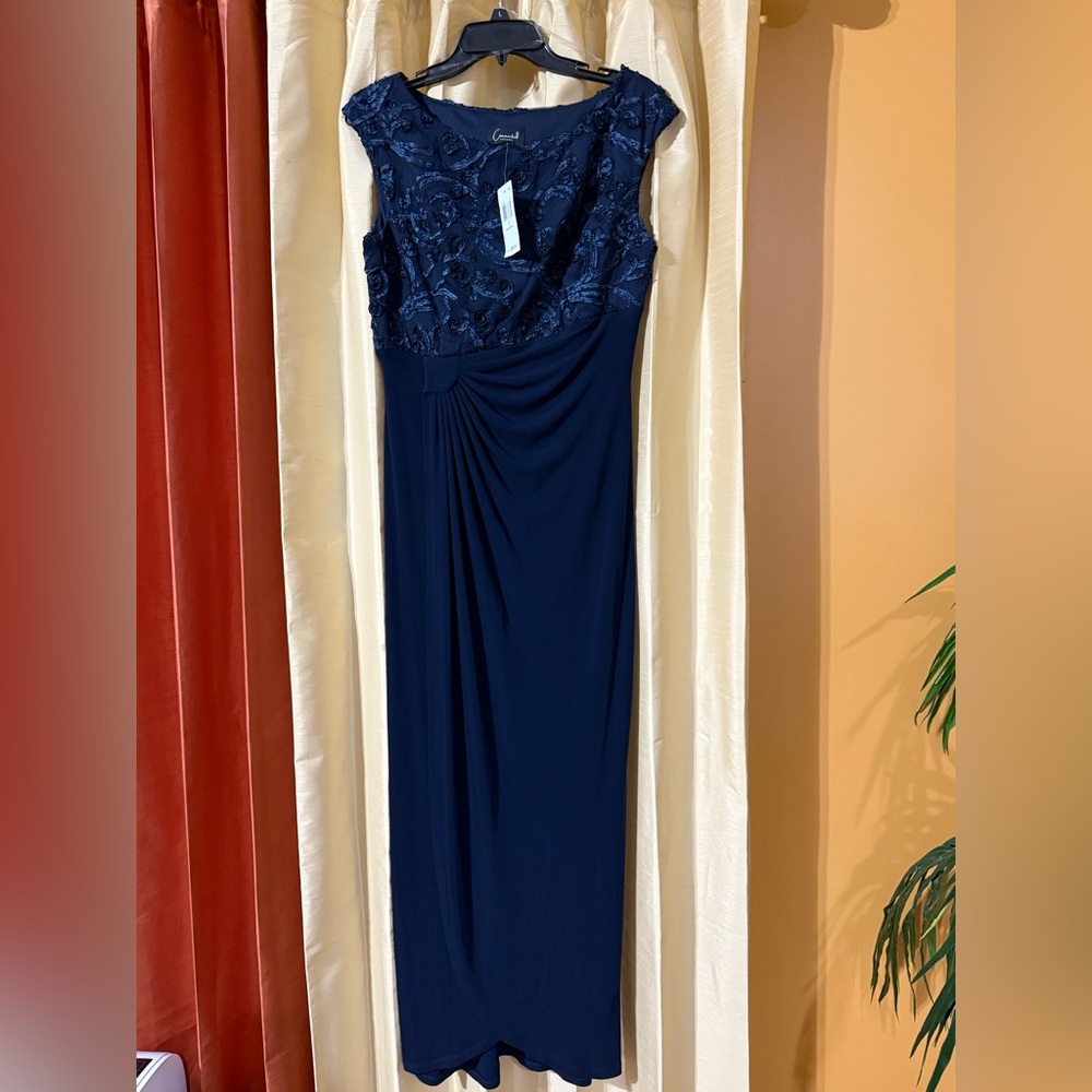 NWT Long Blue Formal Dress Size 8
